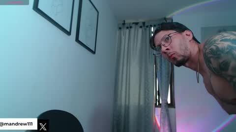 Snapshot of andrew_mathe chatting on November 25, 10:21 pm Andrew Mathwes online show from November 25, 10:21 pm