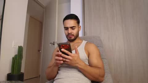 Snapshot of andrew_west_ chatting on May 20, 3:18 pm ANDREW WEST online show from May 20, 3:18 pm