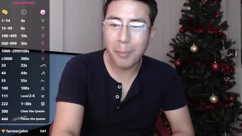 Snapshot of andrewmhilton_ chatting on December 24, 1:49 am andrewmhilton_ online show from December 24, 1:49 am