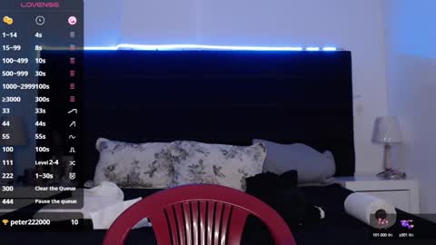 Snapshot of andrewmhilton_ chatting on January 21, 3:04 am andrewmhilton_ online show from January 21, 3:04 am