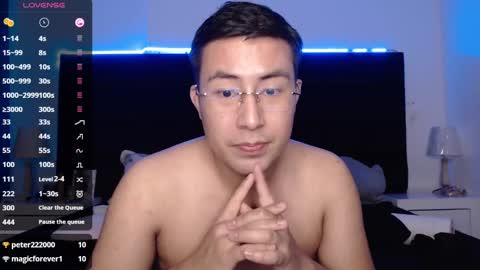 Snapshot of andrewmhilton_ chatting on January 21, 6:22 am andrewmhilton_ online show from January 21, 6:22 am
