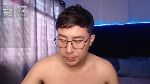 andrewmhilton_ online show from June 4, 3:40 pm