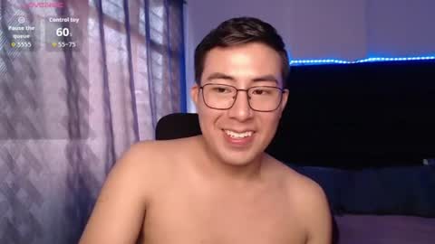 andrewmhilton_ online show from June 13, 1:53 pm