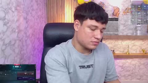 Andrew online show from October 1, 9:32 pm