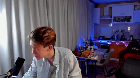 Andrew online show from February 8, 6:12 pm