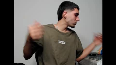 Snapshot of andriuhot066 chatting on December 21, 1:26 am andriuhot066 online show from December 21, 1:26 am