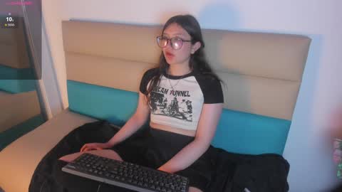   online show from December 17, 1:39 am