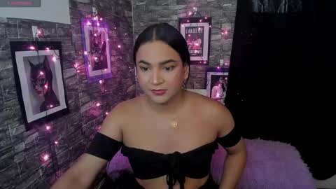 Snapshot of andrys_hot chatting on November 20, 9:58 pm Andrys online show from November 20, 9:58 pm