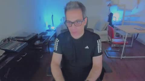 Andrew online show from December 14, 10:47 pm