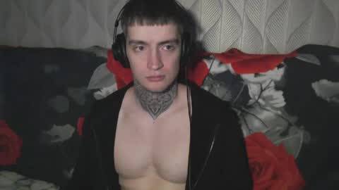 Snapshot of andy4life chatting on May 31, 10:00 pm andy4life online show from May 31, 10:00 pm
