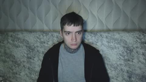 Snapshot of andy4life chatting on June 6, 6:34 pm andy4life online show from June 6, 6:34 pm
