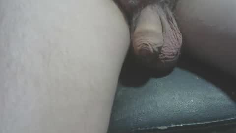 Snapshot of andy503503650759 chatting on November 18, 8:30 am andy503503650759 online show from November 18, 8:30 am