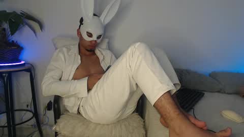 Snapshot of andy_0018 chatting on December 2, 8:44 pm Andy online show from December 2, 8:44 pm