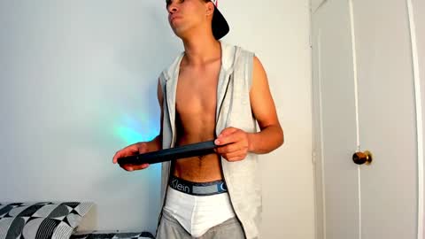 Snapshot of andy_0018 chatting on January 27, 5:26 pm Andy online show from January 27, 5:26 pm