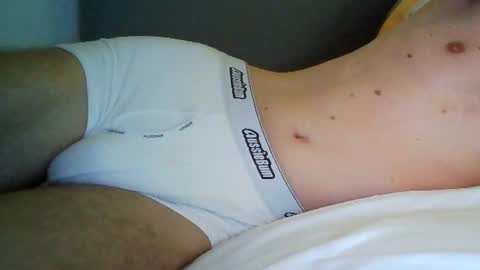 andy_24j online show from August 1, 3:11 pm