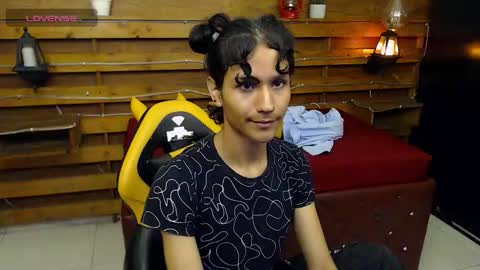 Snapshot of andy_staar18 chatting on October 11, 11:20 am andy online show from October 11, 11:20 am