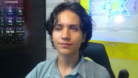 Snapshot of andy_staar18 chatting on November 4, 7:24 pm andy online show from November 4, 7:24 pm