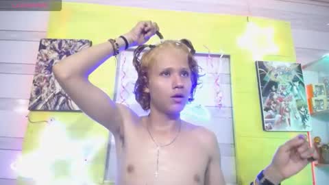 Snapshot of andy_staar18 chatting on November 22, 7:02 pm andy online show from November 22, 7:02 pm