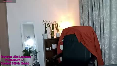 Snapshot of andy_vander chatting on July 7, 5:21 am Andy van der Rose online show from July 7, 5:21 am