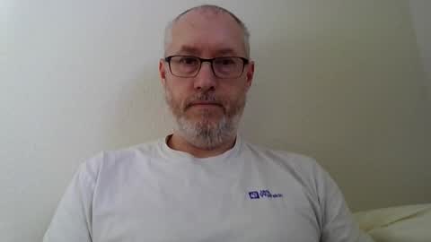 Snapshot of andyberg8 chatting on March 6, 9:17 am Andy online show from March 6, 9:17 am