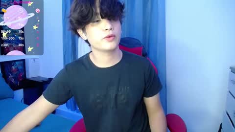 Snapshot of andyboy_19 chatting on February 28, 1:15 am andy online show from February 28, 1:15 am