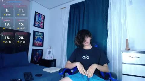 andy online show from April 30, 11:53 pm