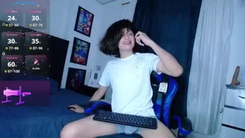 andy online show from July 8, 11:09 pm