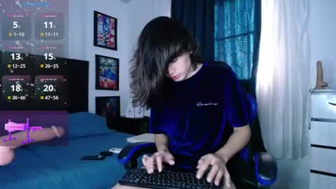 andy online show from August 2, 10:30 pm