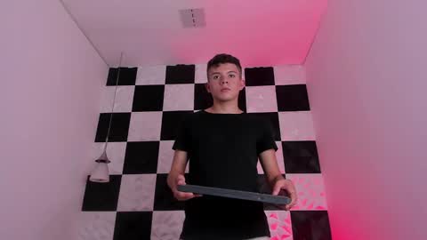 andyfame11 online show from September 26, 7:07 pm