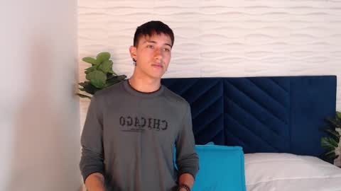 Andy Joy  online show from January 4, 2:46 pm