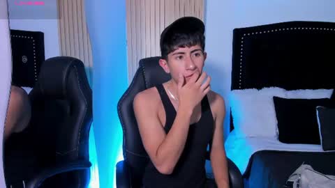 andyjustgame  online show from July 9, 9:08 pm