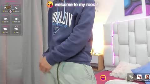 Snapshot of andykings_1 chatting on March 11, 3:23 am Andy Kings online show from March 11, 3:23 am