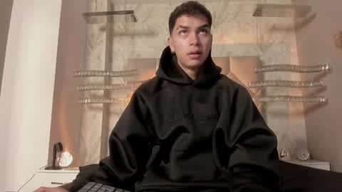 andy palmer online show from December 5, 10:44 am