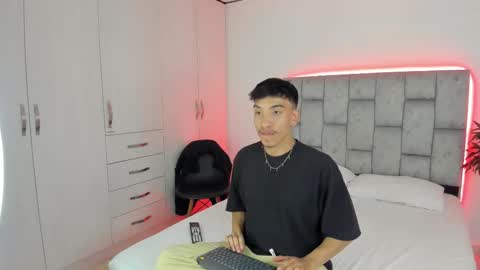 Snapshot of andyrush__ chatting on March 15, 4:07 am AndyRush online show from March 15, 4:07 am