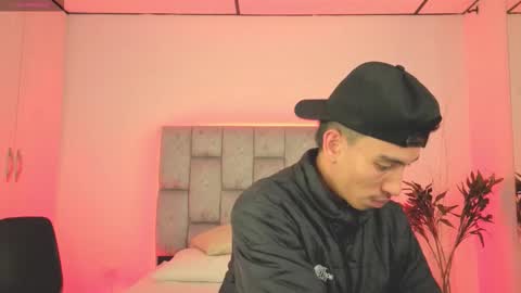 Snapshot of andyrush__ chatting on March 26, 4:51 am AndyRush online show from March 26, 4:51 am