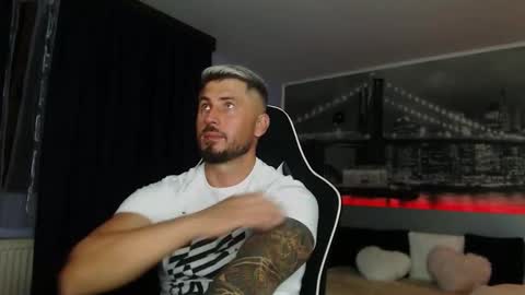 Snapshot of andysoul340 chatting on October 2, 6:26 pm Magic Andy online show from October 2, 6:26 pm