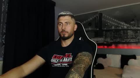 Snapshot of andysoul340 chatting on October 3, 6:16 pm Magic Andy online show from October 3, 6:16 pm