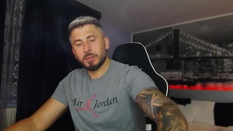 Snapshot of andysoul340 chatting on October 12, 9:36 pm Magic Andy online show from October 12, 9:36 pm