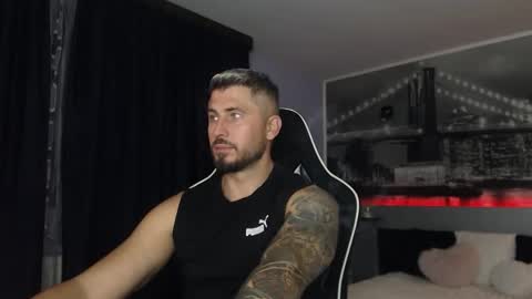 Snapshot of andysoul340 chatting on October 25, 11:54 pm Magic Andy online show from October 25, 11:54 pm