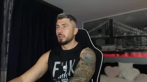 Snapshot of andysoul340 chatting on October 28, 12:58 am Magic Andy online show from October 28, 12:58 am