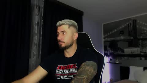 Snapshot of andysoul340 chatting on December 14, 11:20 pm Magic Andy online show from December 14, 11:20 pm