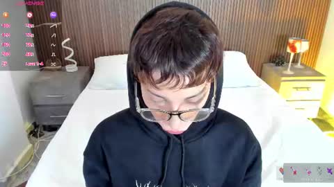 Andy online show from July 26, 9:32 pm