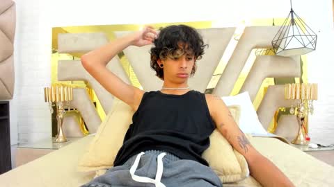 andyxibrat online show from September 23, 6:55 pm