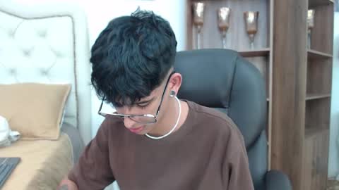 andyxibrat online show from March 28, 7:02 pm