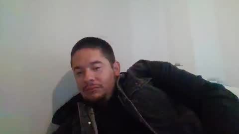 Snapshot of andyzeta10 chatting on January 10, 1:02 pm andyzeta10 online show from January 10, 1:02 pm