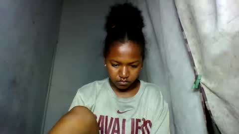 anequat01 online show from February 3, 4:32 am