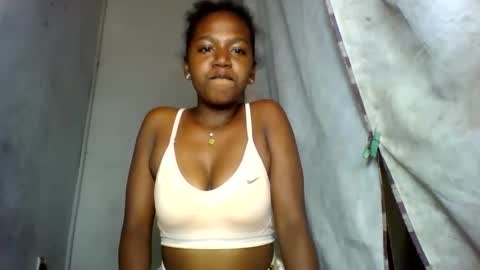 anequat01 online show from February 3, 6:22 am