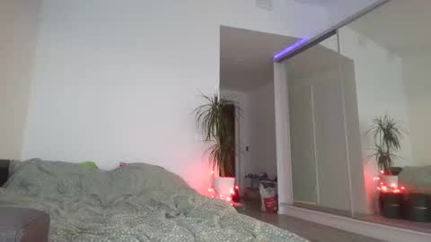 Snapshot of anetochka chatting on December 9, 10:54 am anetochka online show from December 9, 10:54 am