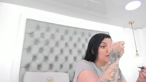 Snapshot of anette_cooper chatting on April 1, 3:29 am anette_cooper online show from April 1, 3:29 am