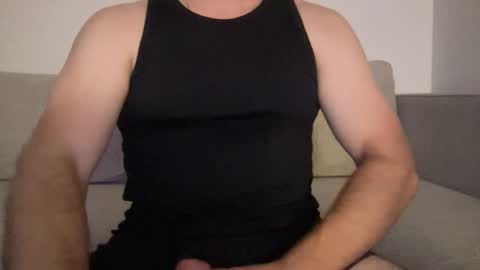 Snapshot of anewsummer chatting on October 20, 6:25 am anewsummer online show from October 20, 6:25 am